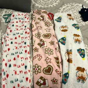 3 Christmas pants